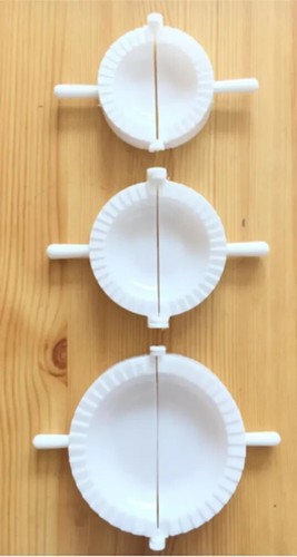 Dumpling mould pasty pastry - dumpling,